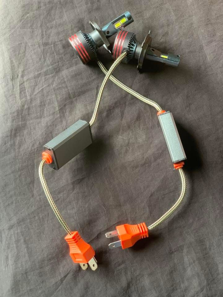 M8 Self Ballast Bulbs